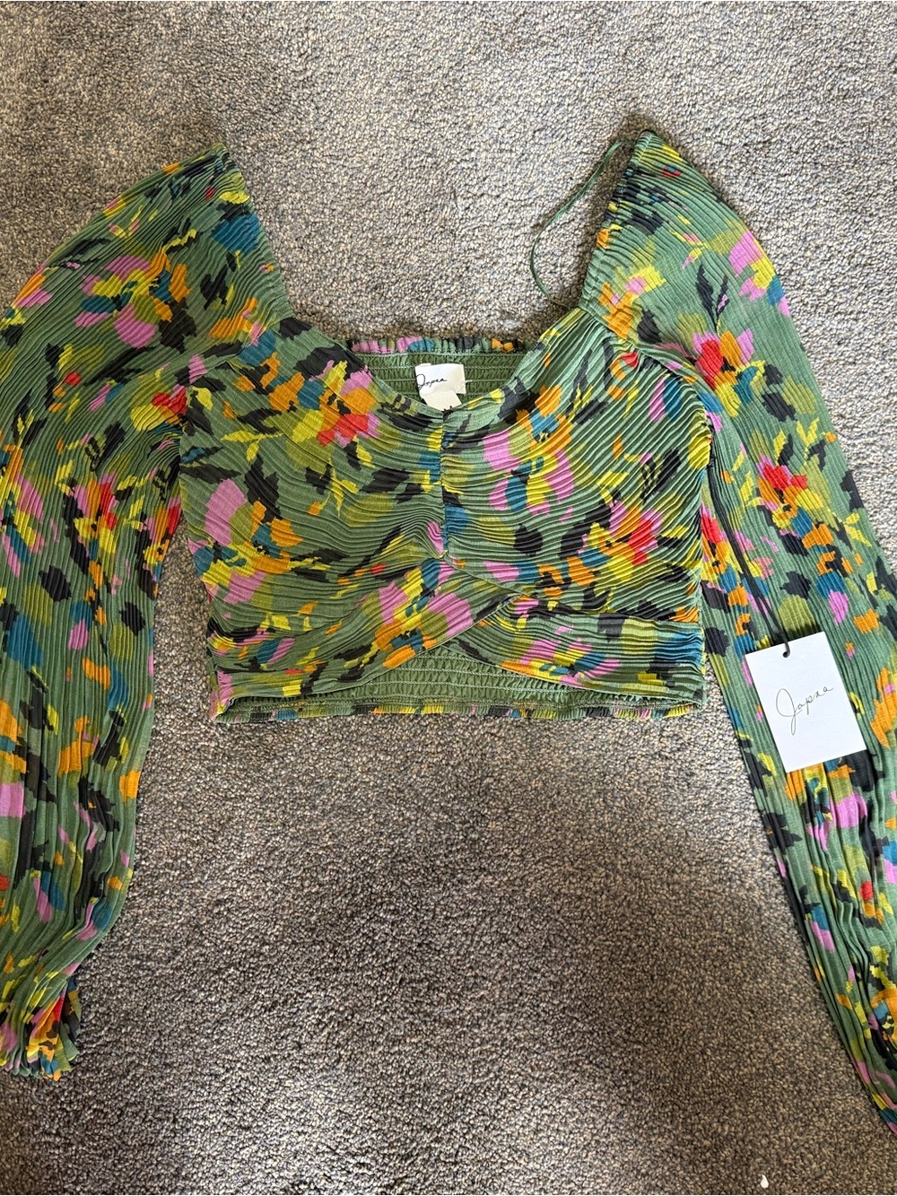 Green Floral Long-Sleeve Crop Top